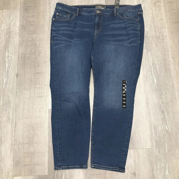 Torrid Perfect Skinny Ankle Mid-Rise Jeans - New! - Size 18 - Picture 3 of 5